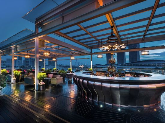 フラトンベイホテル　絶景ルーフトップバー「ランタン」　事前予約サービス ＜席のみ予約＞