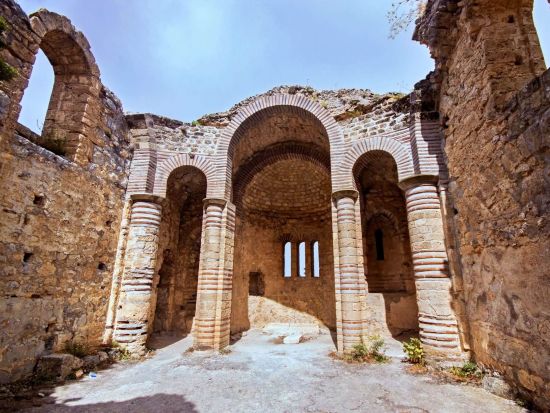 【イスタンブール発】北キプロス2泊3日ツアー ヒラリオン城＆ベラパイス修道院観光付きプランあり＜英語／往復航空券付き／VIP貸切送迎付き／4つ星ホテル滞在＞