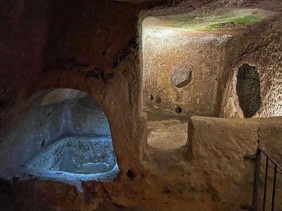 2-Day Private Cappadocia Tour including 1-Night Cave Hotel Stay & Airport Transfers (Japanese Speaking Guide)4