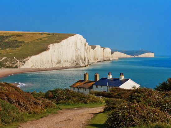 イギリス南海岸日帰り観光ツアー　ブライトン＆セブンシスターズ　ロイヤル・パビリオン入場付き＜英語ガイド／ロンドン発＞