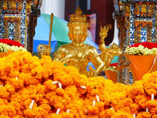 バンコク市内観光ツアー　バンコク最強パワースポット巡り 　ピンクガネーシャ＆恋愛成就参拝＜木曜日限定／サボイランチ付きプランあり／日本語ガイド＞