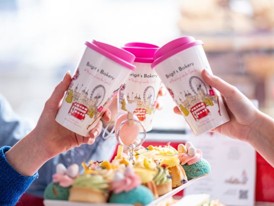 プレミアムアフタヌーンティーバスツアー　真っ赤な2階建てバスでロンドン観光 ＜1.5時間／ヴィクトリア駅周辺発＞