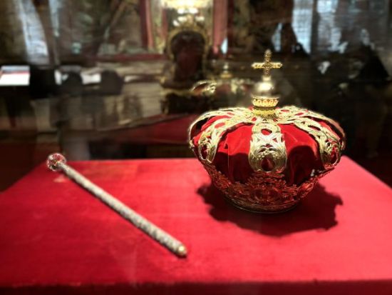 マドリード王宮 事前予約チケットで自由見学 ＜チュロスクーポン付き＞ by HIS