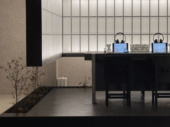 ソウル香水作りワークショップ　北村の調香工房「ムファウォン（Muhwawon）」で自分だけの香り作り体験 ＜最大14名／英語アシスタント＞