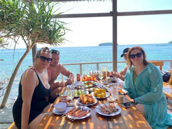 贅沢に過ごすアイランドホッピングツアー　シュノーケリング＋釣り＋離島BBQランチ＜1日／英語ガイド／昼食付き／ローカルビール飲み放題＞