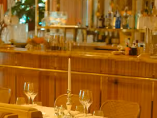 White and Black Simple Minimalist Typography Music & Audio Logo 