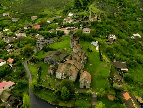 Picsart_25-10-13_12-28-52-533