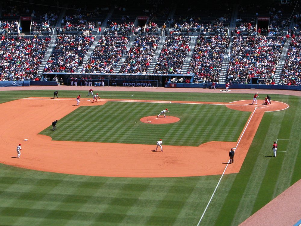 USA_Generic_Baseball Game_pixta_1200537.jpg