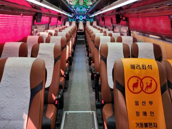 BTS WORLD TOUR ソウル市内⇔コヤンスタジアム往復送迎！　グッズ購入も余裕の早着＋荷物預かり付＜1名参加OK／選べる出発地／日本語＞ 