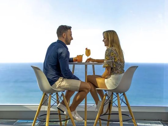 ゴールドコースト1日ツアー　クーンババ湖保護公園＋世界遺産スプリングブルック国立公園＋ザ・スピット＋サーファーズパラダイス＜昼食付／英語ガイド／ブリズベン発＞