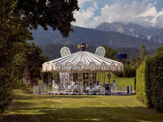 スワロフスキー・クリスタルワールド入場チケット　事前予約サービス＜往復送迎付きプラン選択可＞＊申込と同時に即予約確定