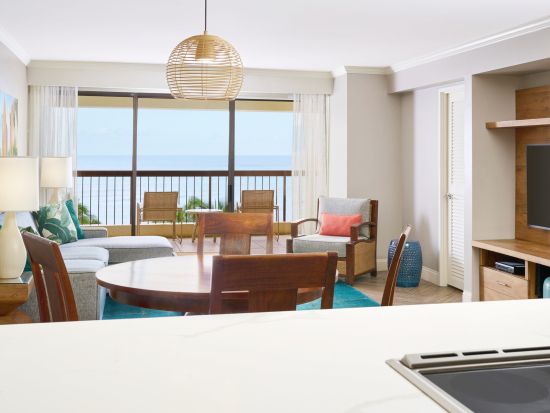 ワイキキ・ビーチ・タワー（Waikiki Beach Tower）宿泊　オーシャンフロントの高級コンドミニアムに滞在！＜ワイキキ＞