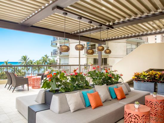 Aston-Waikiki-Beach-Tower--4th-Flr-Deck-Seating-B