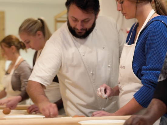 本場のハンドメイド・トルテッリーニ料理教室 ＜ボローニャ＞