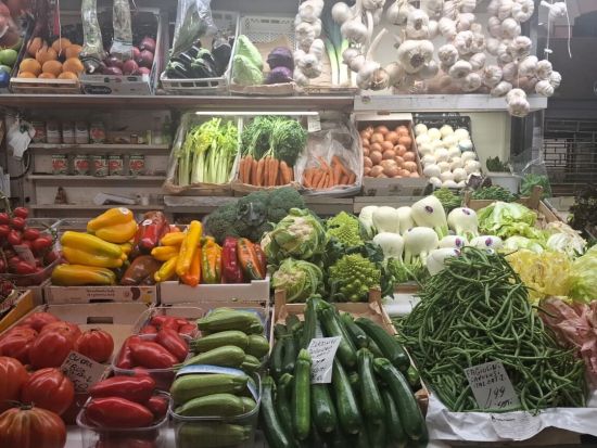 ボローニャ・フードツアー　トルテッリーニ成形デモンストレーション付き