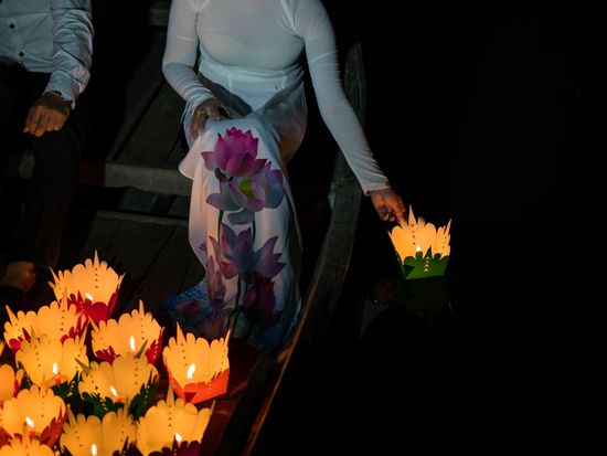 Vetnam_Hoi An_Paper Lantern_shutterstock_430291414
