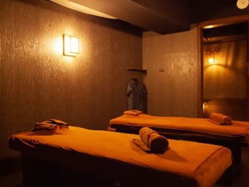 0581e12000o2hqax6BAFF_C_500_280