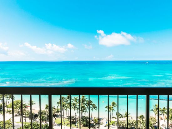 Beach-Tower-Two-Bedroom-Oceanfront-View-2