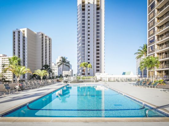 アストン・アット・ザ・ワイキキ・バニアン（Aston at the Waikiki Banyan）宿泊　充実の設備でファミリーに人気のコンドミニアム＜ワイキキ＞