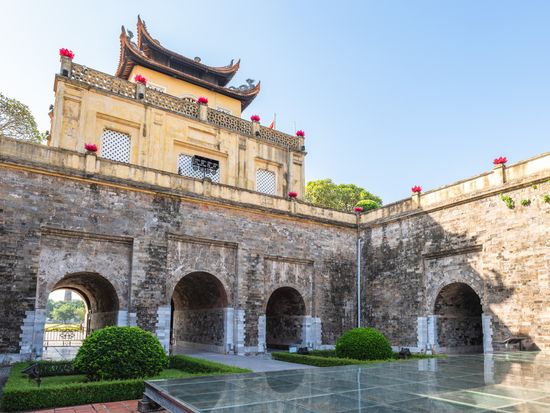 Vietnam_Hanoi_Imperial Citadel of Thang Long_pixta_109022758_M (2)