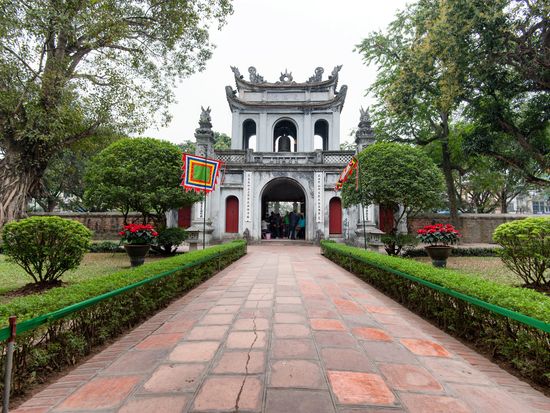 Vietnam_Hanoi_Temple of Literature_shutterstock_204451687