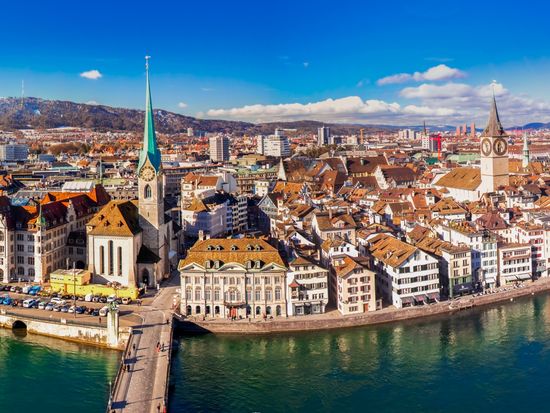 Zurich_shutterstock_517931935