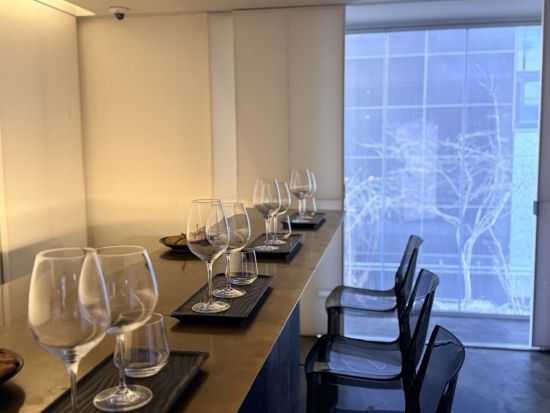 マッコリ醸造所見学ツアー　春風醸造場で飲み比べ＆チヂミ付き ＜日本語ガイド＞