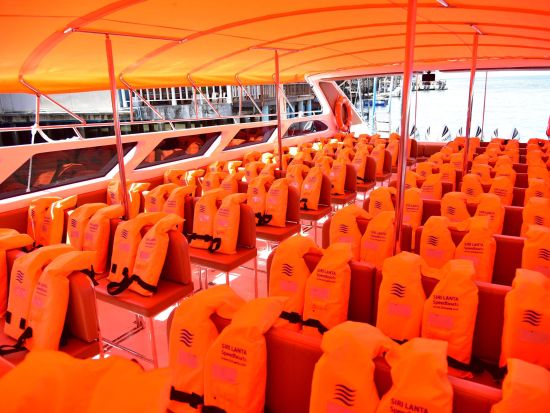 【スピードボート】リペ島 ⇒ ピピ島