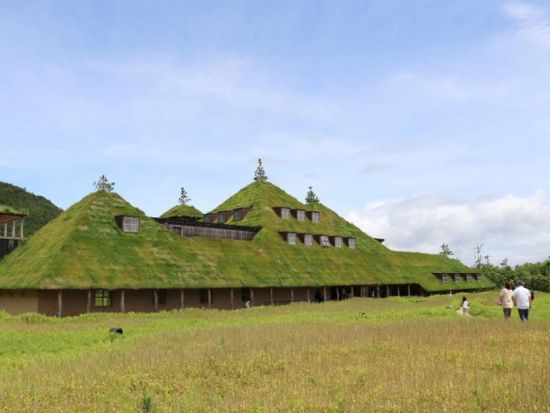 祇園祭山鉾巡行観覧と三井アウトレットパーク滋賀竜王 日帰りバスツアー＜英語ガイド／半日 or 1日＞