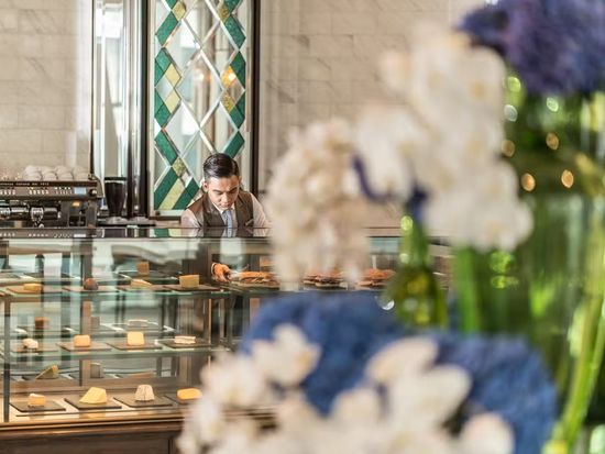 The Lounge at Four Seasons Hotel Kuala Lumpur1