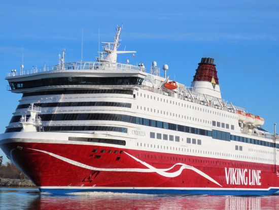 ストックホルム⇒ヘルシンキ間 1泊2日フェリーチケット＜専用客室＞ by VIKING LINE