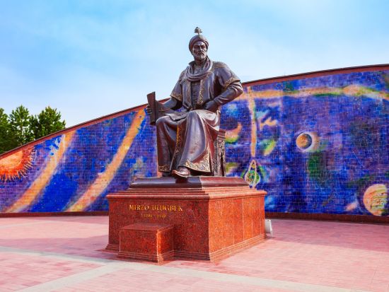サマルカンド博物館巡りツアー　4つの博物館でシルクロード文化を深く学ぶ ＜貸切／昼食付き／日本語ガイド＞