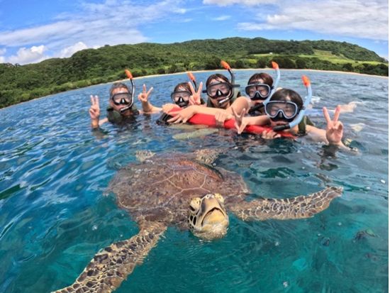 幻の島上陸＆ウミガメシュノーケリング 写真無料・器材＆送迎付き！初心者歓迎の半日ツアー＜約3時間／石垣島＞
