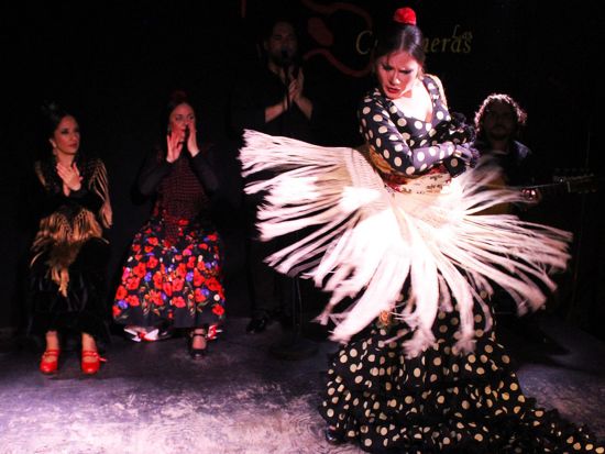 マドリード旧市街散策＆タパスツアー　フラメンコショー鑑賞付き＜英語／マドリード発＞