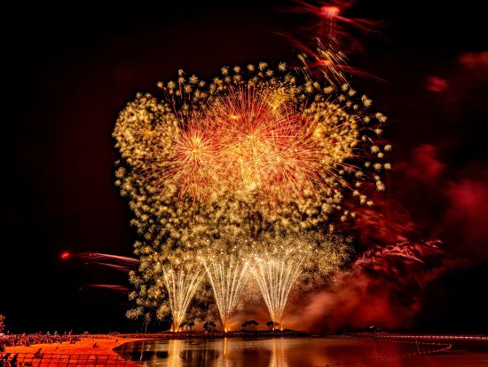 7月4日限定！海洋博美ら海花火大会 7パターンのお席から自由に選択！駐車場チケット販売もあり 約10,000発の花火で夏を満喫！＜本部町＞　