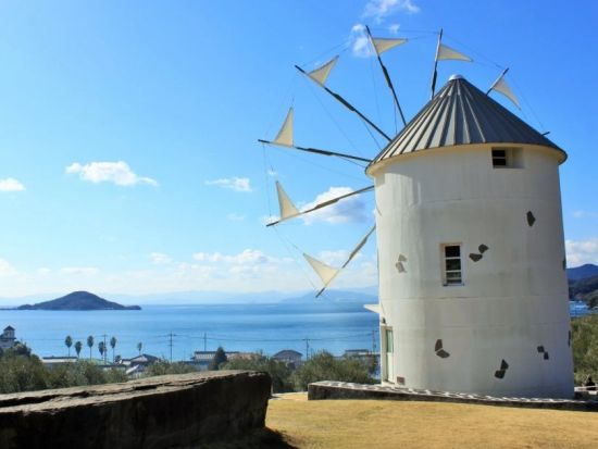 小豆島日帰りバスツアー 寒霞渓ロープウェイ＋オリーブ公園＋醤の郷＜英語ガイド／高松駅発＞