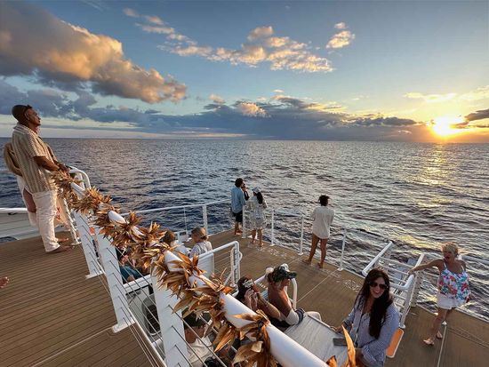 lady_kailani_sunset_expanded_view