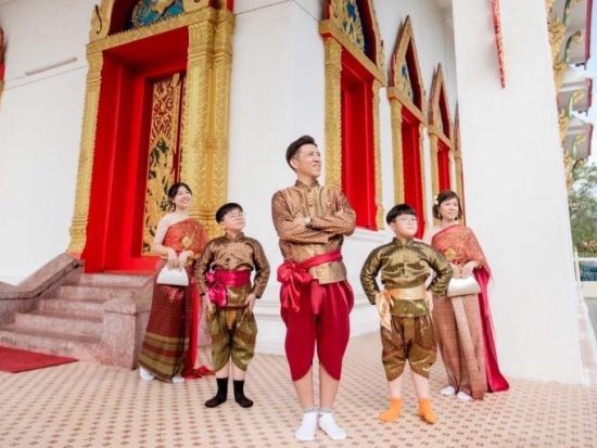 タイ民族衣装レンタル　ハロープーケット「Hello Phuket」ドレスアップしてオールドタウン散策！プロによる撮影オプションあり＜最大5時間／プーケット＞