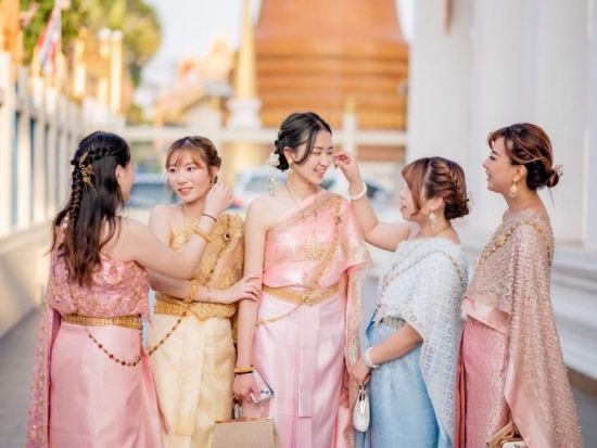 タイ民族衣装レンタル　ハロープーケット「Hello Phuket」ドレスアップしてオールドタウン散策！プロによる撮影オプションあり＜最大5時間／プーケット＞