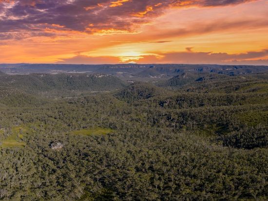 Australia_NSW_Sydney_Blue Mountain_sunset_pixta_135796319_M
