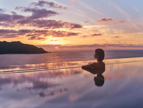 「奄美温泉 大和 ハナハナビーチリゾート」温泉1日利用　タオルセット・館内着・ロッカー等レンタル込み ＜大和村＞の写真4