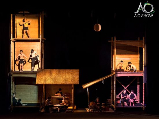 ホーチミン夜景満喫ツアー　「アオショー（A O Show）」鑑賞＆サイゴン川ディナークルーズ「サイゴンプリンセス号」 ＜夕食付き／日本語ガイド＞