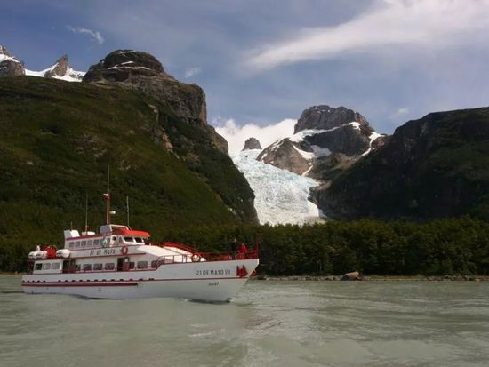 navegacion-glaciar-balmaceda-y-serrano_5168_201910030831172