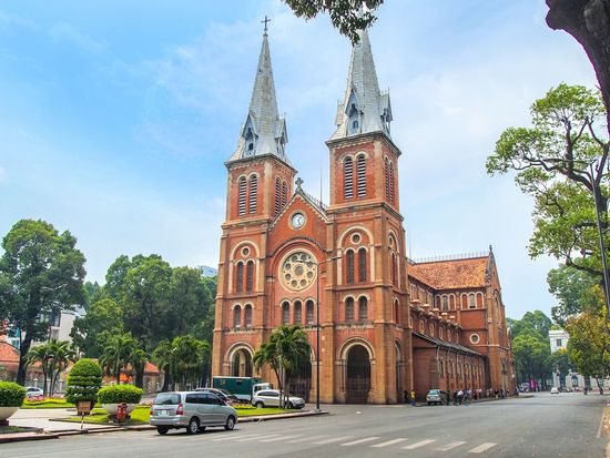 Vietnam_Ho CHi Minh_Notre Dame Cathedral_adobe_214352111