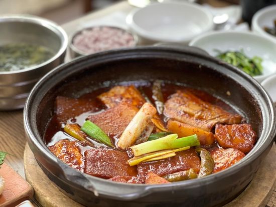 200014829_base_17743187899048