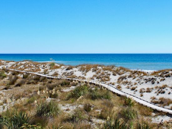 世界遺産ウェストランドの秘境と氷河を訪れる貸切チャーター クライストチャーチ発クイーンズタウンorワナカ着＜２泊３日／日本語ガイド＞