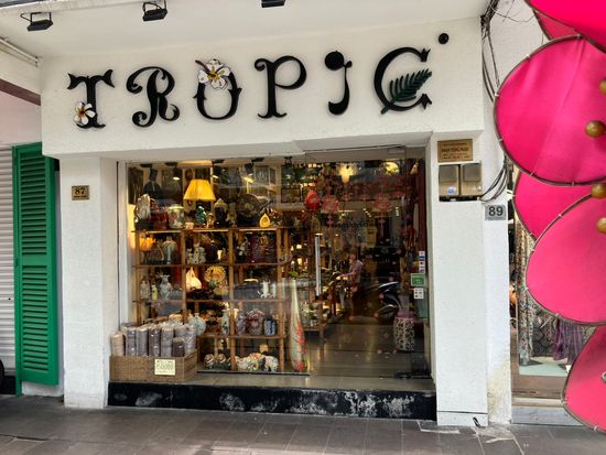 ドンコイ通り　ベトナム雑貨店