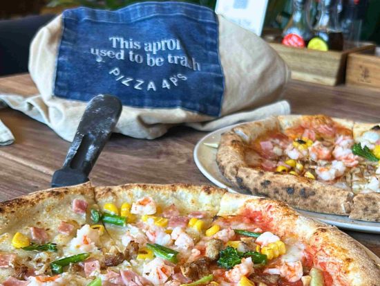 「Pizza 4P’s」でのピザ作り体験＆専用車で行くホーチミン市内観光＜日本語ガイド／ホーチミン＞