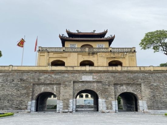 【定番】ハノイお気軽半日観光（午前発） ～世界遺産タンロン城址観光～