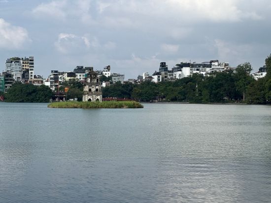 【定番】ハノイお気軽半日観光（午前発） ～世界遺産タンロン城址観光～